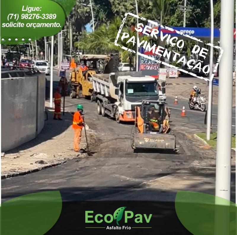 Aplicação de pavimentação asfáltica